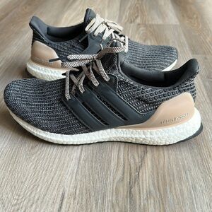 Adidas UltraBoost Women’s Size 10 Gray Black Mocha Running Shoes 4.0 1.0 BB6151
